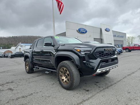 Used 2025 Toyota Tacoma 4x4 Double Cab Hybrid w/ Tow Tech Package image 1