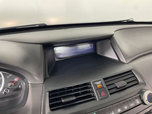 Used 2009 Honda Accord LX-P image 7