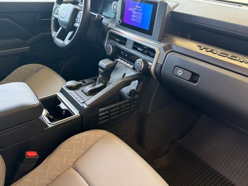 New 2026 Toyota Tacoma SR5 image 18