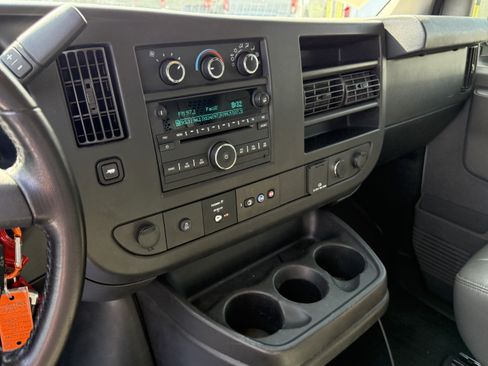 Used 2021 Chevrolet Express 2500 w/ Communications Package image 14