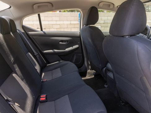 Used 2023 Nissan Sentra SV FWD image 27