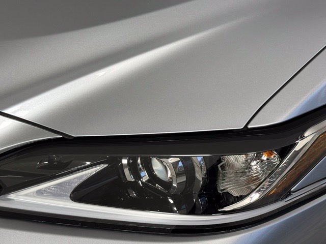 Used 2025 Lexus ES 350 w/ Premium Package FWD image 14