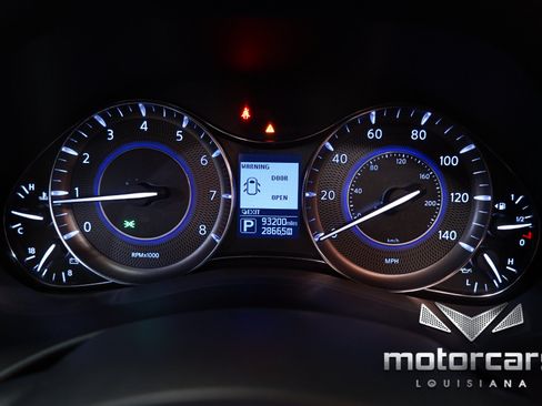 Used 2017 INFINITI QX80 2WD w/ Deluxe Technology Package image 29