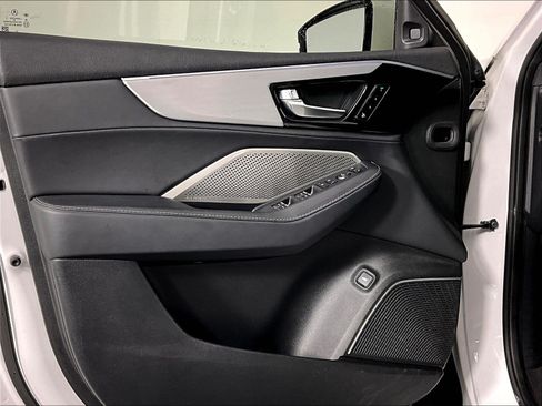 Certified 2023 Acura MDX FWD w/ Technology Package image 19