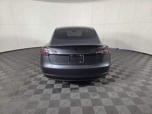 Used 2018 Tesla Model 3 Long Range image 6