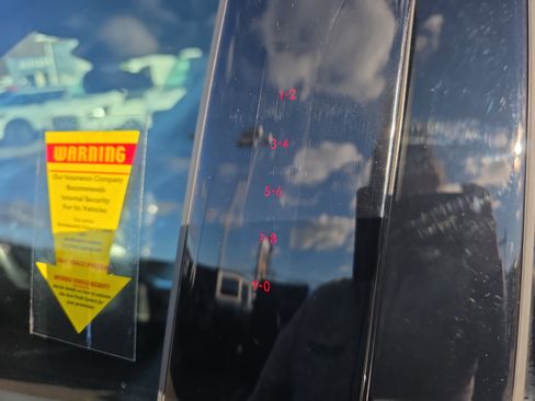 Certified 2022 Ford Explorer XLT w/ Equipment Group 202A image 22