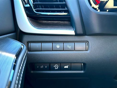 New 2026 Nissan Rogue Platinum w/ Tech Package image 25