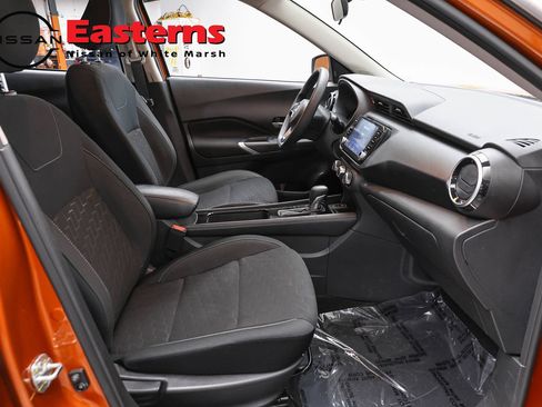 Used 2024 Nissan Kicks SV w/ Exterior Package FWD image 23