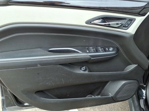 Used 2014 Cadillac SRX Performance w/ Driver Awareness Package AWD/4WD image 11