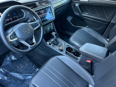 Used 2024 Volkswagen Tiguan Wolfsburg Edition image 9