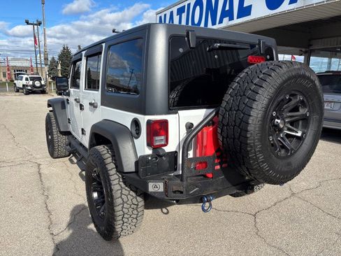 Used 2018 Jeep Wrangler Unlimited Sport w/ Connectivity Group image 7