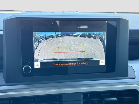 Used 2024 Toyota Tacoma SR5 w/ SR5 Upgrade Package image 29