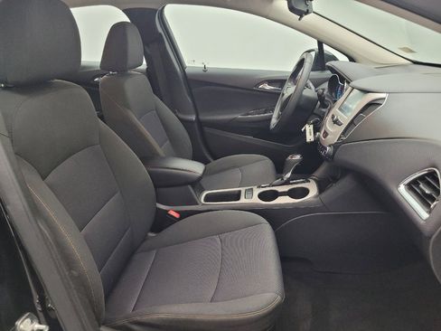 Used 2018 Chevrolet Cruze LS FWD image 21