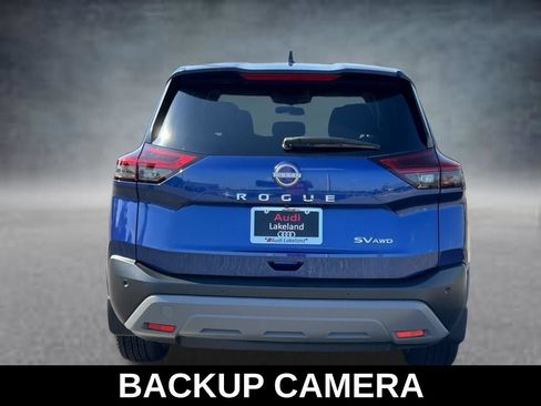 Used 2023 Nissan Rogue SV AWD/4WD image 4