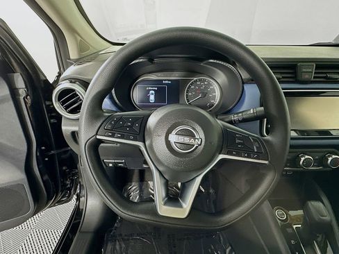 Used 2025 Nissan Versa SV w/ Trunk Package FWD image 15
