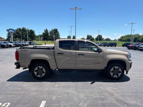 Used 2022 Chevrolet Colorado Z71 w/ Safety Package AWD/4WD image 6