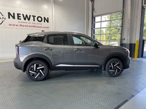 New 2026 Nissan Kicks SV w/ SV Premium Package image 8