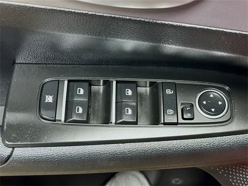 Used 2023 Kia Forte LXS w/ LXS Technology Package image 11