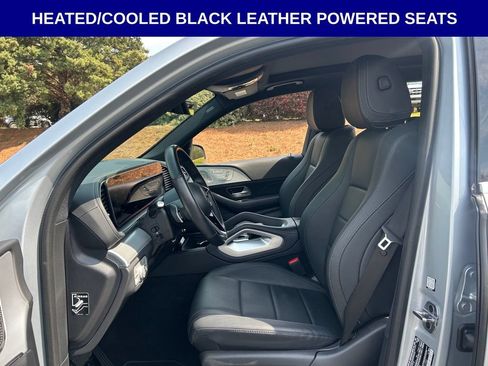 Used 2025 Mercedes-Benz GLS 450 4MATIC image 5
