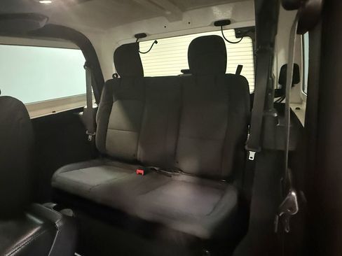 Used 2022 Jeep Wrangler Willys image 8