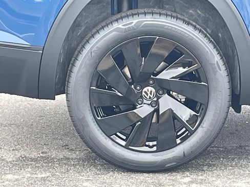 New 2026 Volkswagen Atlas SE FWD image 9