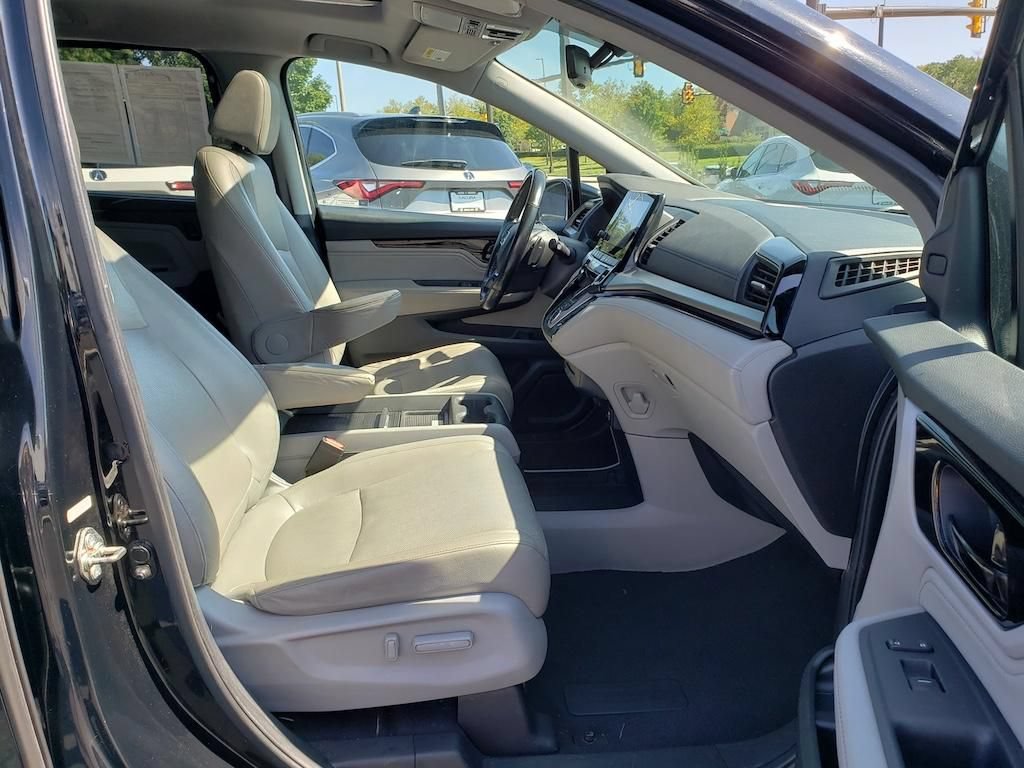 Used 2018 Honda Odyssey Elite image 21