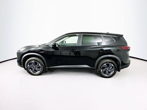 Used 2026 Nissan Rogue SV FWD image 4