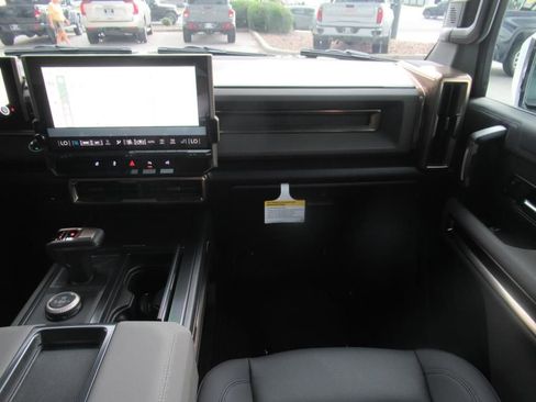 New 2025 GMC Hummer EV 3X image 14