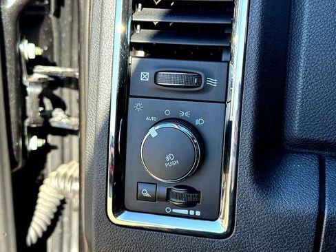 Used 2018 RAM 3500 Laramie w/ Sport Appearance Group image 14