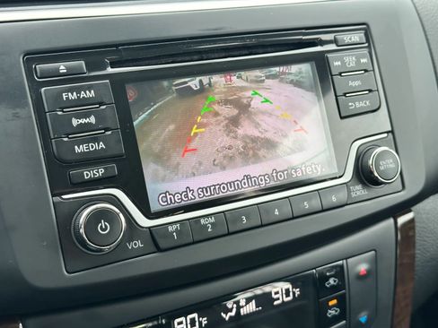 Used 2015 Nissan Sentra SL image 20