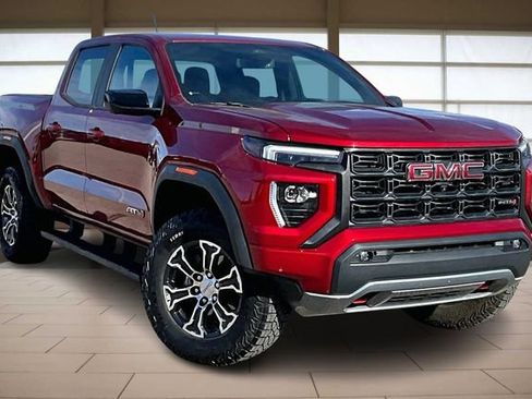 Used 2023 GMC Canyon AT4 w/ AT4 Premium Package image 12