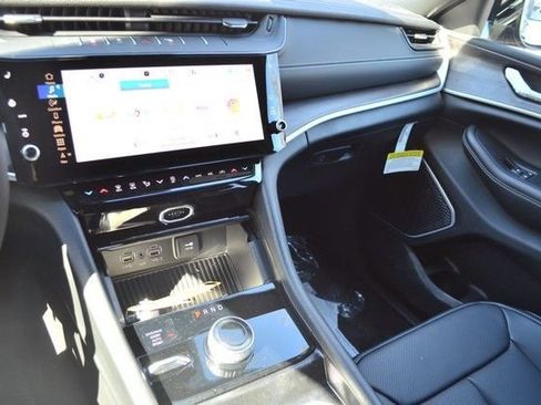 New 2026 Jeep Grand Cherokee Limited AWD/4WD image 21