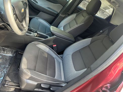 Used 2025 Chevrolet TrailBlazer LT image 30