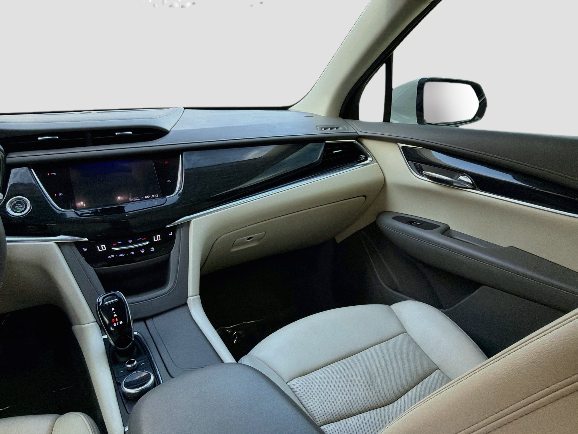 Used 2022 Cadillac XT6 Premium Luxury FWD image 21