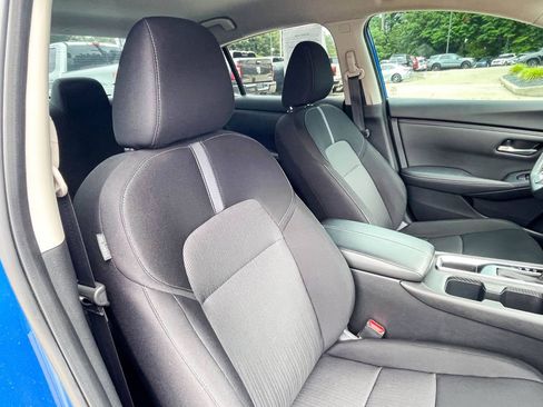 Used 2023 Nissan Sentra SV w/ All-Weather Package FWD image 10
