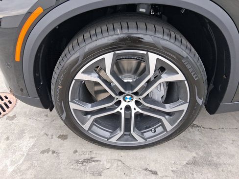 Used 2026 BMW X5 xDrive50e w/ Premium Package AWD/4WD image 11