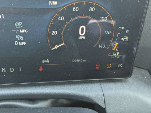 Used 2025 Ford Mustang Coupe RWD image 23