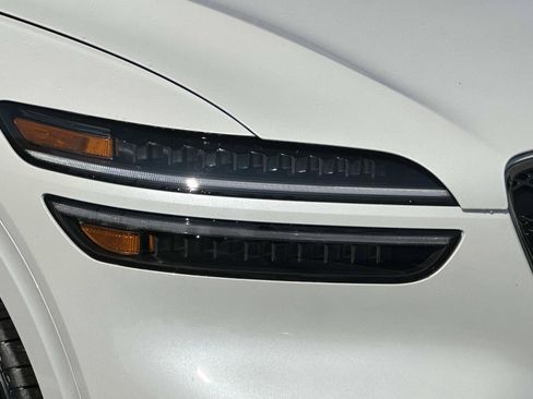New 2026 Genesis GV70 2.5T Advanced AWD/4WD image 7