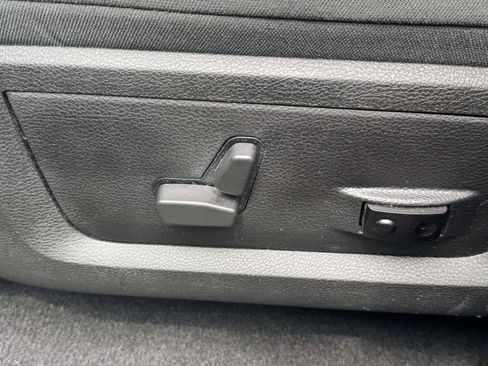 Used 2022 RAM 1500 Warlock AWD/4WD image 21