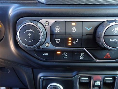 Used 2022 Jeep Wrangler Unlimited Sport image 18