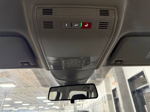 Used 2022 Volkswagen Taos S image 16