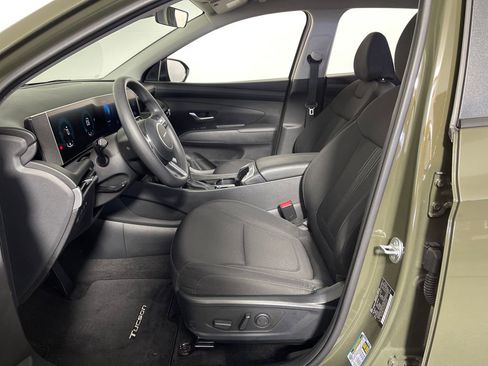 Certified 2025 Hyundai Tucson SEL AWD/4WD image 12