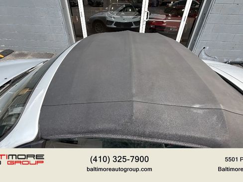Used 2004 MAZDA MX-5 Miata w/ Cloth Azure Blue Pkg RWD image 8