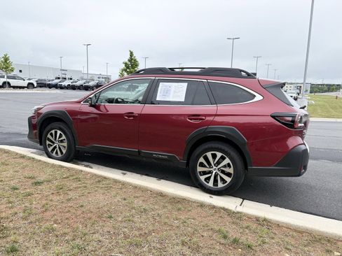 Certified 2024 Subaru Outback Premium AWD/4WD image 7