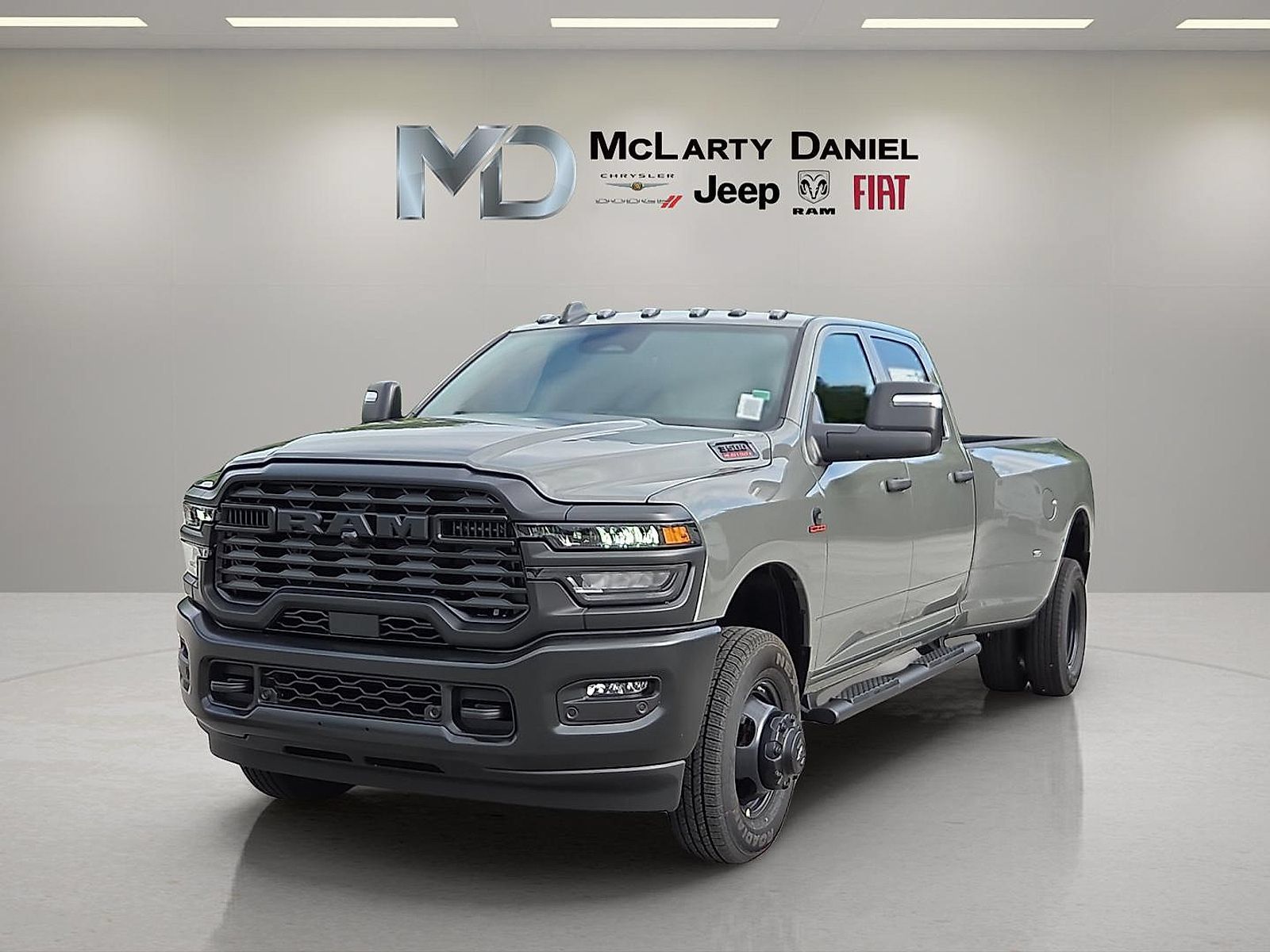 New 2026 RAM 3500 Tradesman AWD/4WD image 2