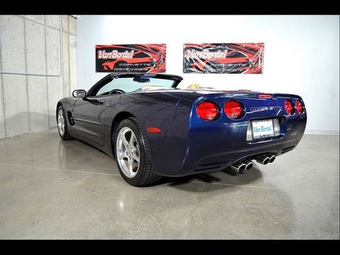 Used 1999 Chevrolet Corvette Convertible w/ Memory Pkg RWD image 8