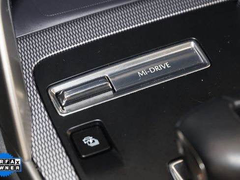 Used 2024 MAZDA CX-90 Plug-In Hybrid w/ Premium Pkg image 29