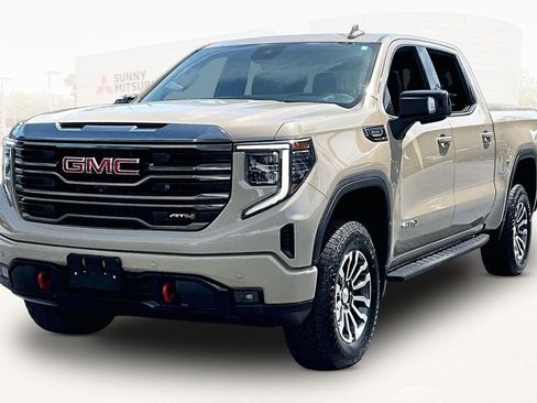 Used 2023 GMC Sierra 1500 AT4 w/ AT4 Premium Package AWD/4WD image 1