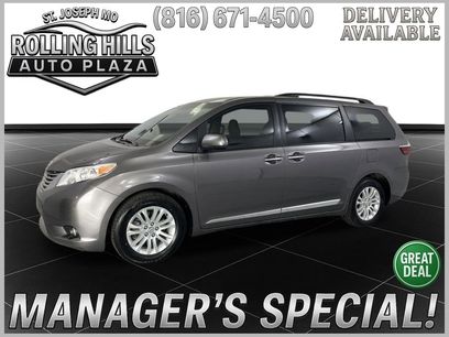 Used 2017 Toyota Sienna XLE