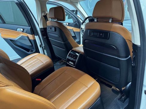 Used 2020 BMW X7 xDrive40i w/ Premium Package image 54